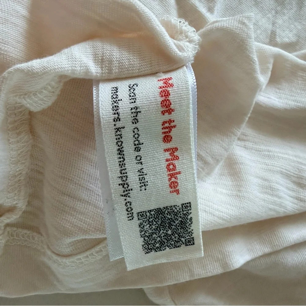 Surfrider Women's Chasing Sunsets Crop Tee- Size SM - Picture 9 of 10